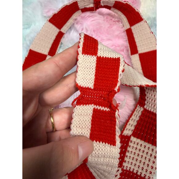 Handmade Crochet Checkerboard Tote Bag Red White Picnic Style - Picture 14 of 15